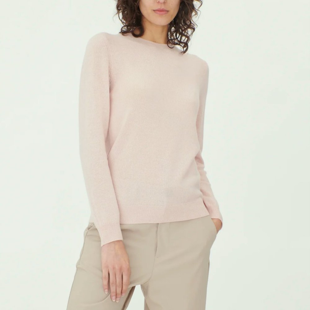 The Cashmere Project Crew Neck Cashmere Sweater In Natural Blush Size Small